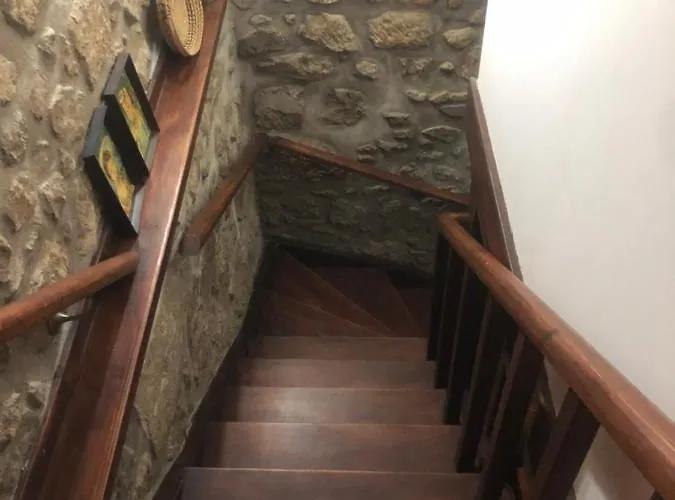 Casa Dos Cabritos * Melo